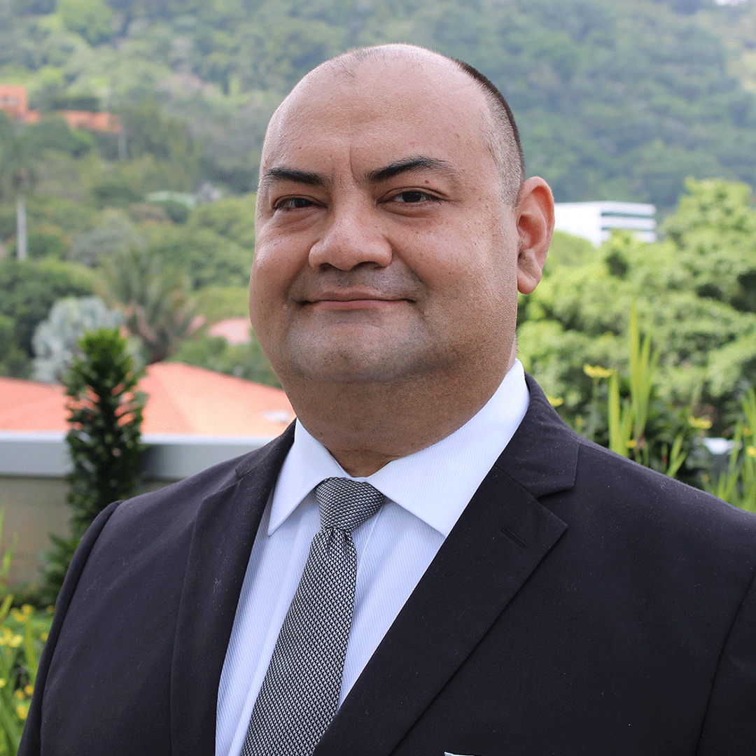Santiago Flores